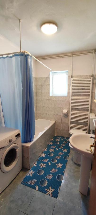 Apartmani Kevric Novi Vinodolski Luaran gambar